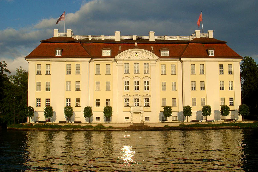 Schloss Köpenick auf der Schlossinsel (Barockbau 1677-1682)